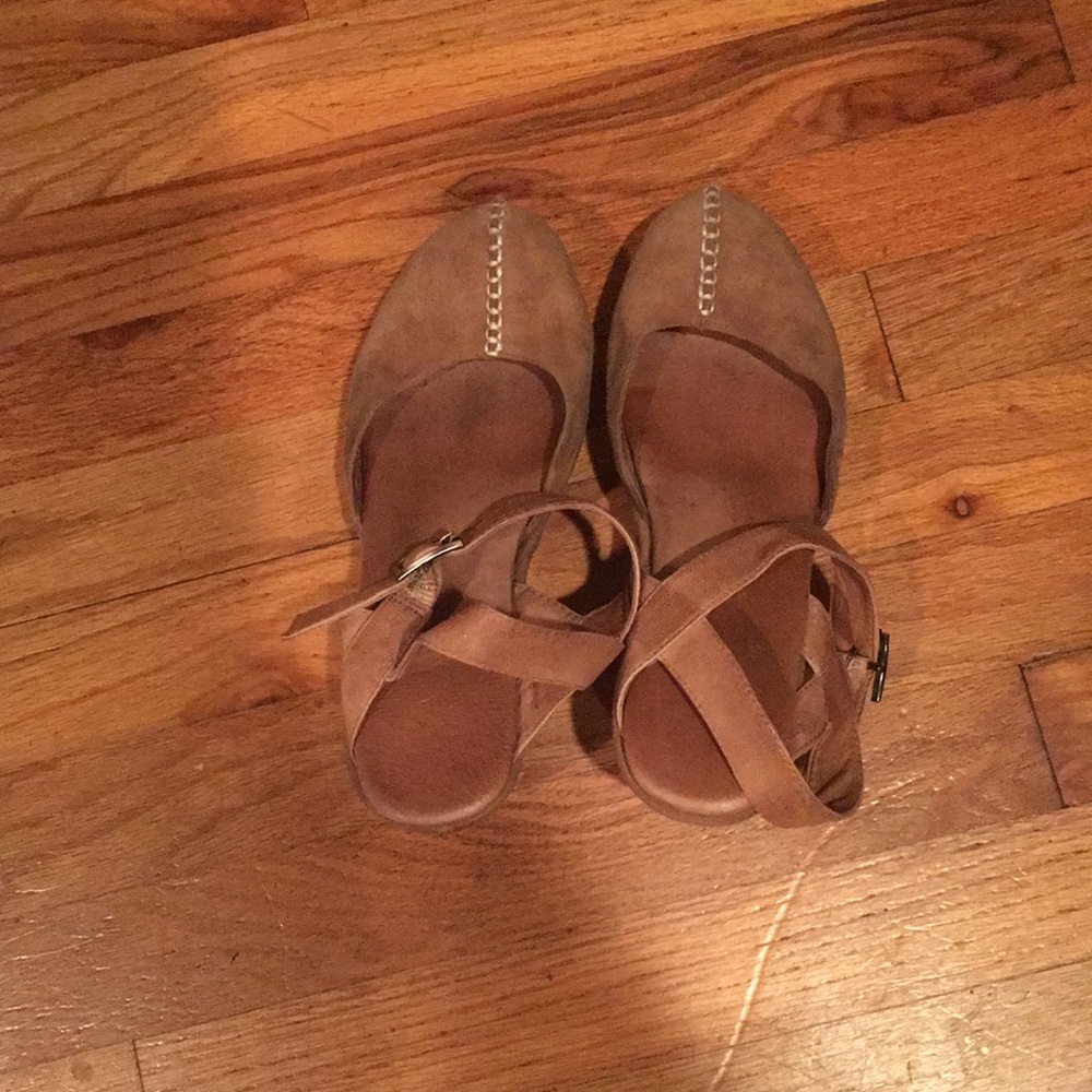 Suede wedges